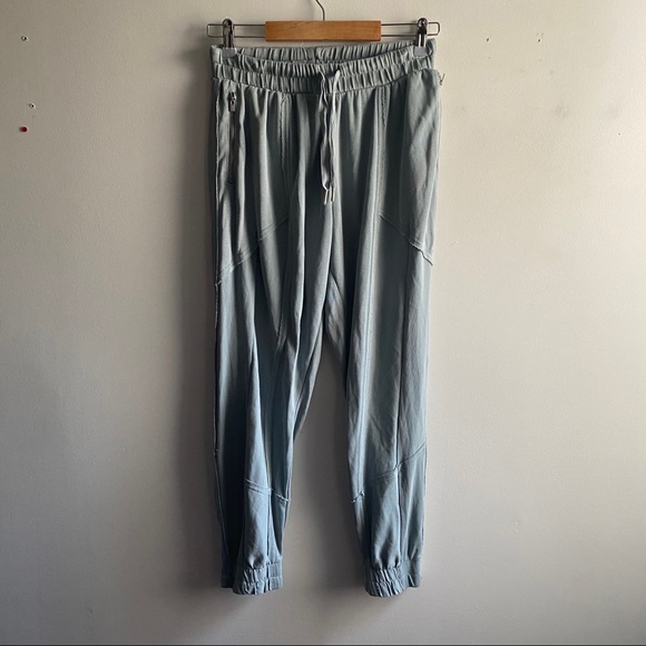 free people trekking out jogger